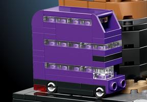 Набор LEGO Diagon Alley Wizarding Shops