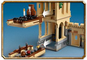 Набор LEGO Hogwarts Castle: Flying Lessons
