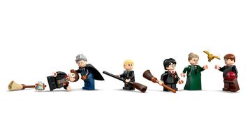 Набор LEGO Hogwarts Castle: Flying Lessons