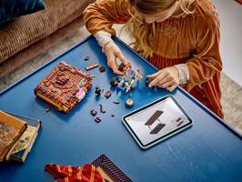 Набор LEGO Chomping Monster Book of Monsters