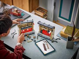 Набор LEGO Book Nook: Hogwarts Express