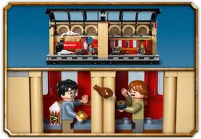 Набор LEGO Book Nook: Hogwarts Express