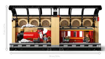 Набор LEGO Book Nook: Hogwarts Express