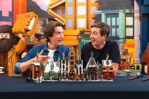 Набор LEGO Hogsmeade Village – Collectors' Edition