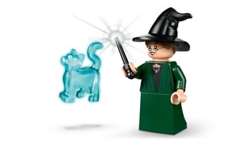 Набор LEGO Замок Хогвартс: церемония распределения