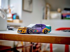 Набор LEGO NASCAR Next Gen Chevrolet Camaro ZL1