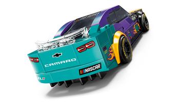 Набор LEGO NASCAR Next Gen Chevrolet Camaro ZL1