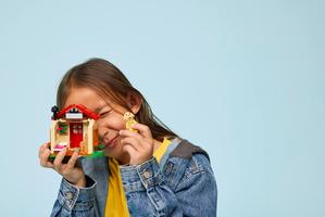 Набор LEGO Goldie's Cosy House