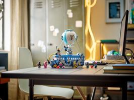 Набор LEGO Battle Bus