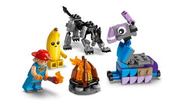 Набор LEGO Peely & Sparkplug's Camp