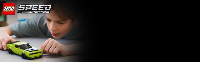 Набор LEGO Dodge Challenger SRT Hellcat Sports Car