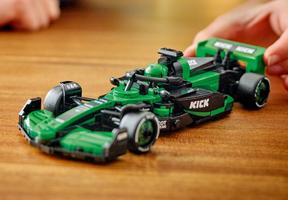 Набор LEGO KICK Sauber F1 Team C44 Race Car