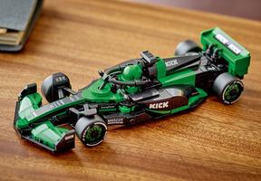 Набор LEGO KICK Sauber F1 Team C44 Race Car