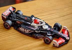 Набор LEGO MoneyGram Haas F1 Team VF-24 Race Car
