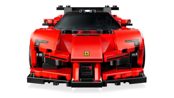 Набор LEGO Спорткар Ferrari SF90 XX Stradale