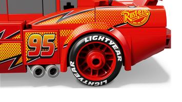 Набор LEGO Lightning McQueen