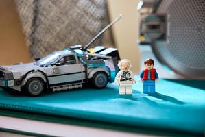 Набор LEGO Time Machine from Back to the Future
