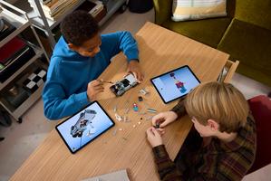 Набор LEGO Time Machine from Back to the Future