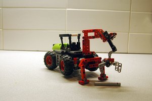 Набор LEGO Mini Claas Xerion