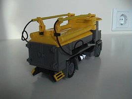 Набор LEGO Bedford QL RAF Refueling Truck