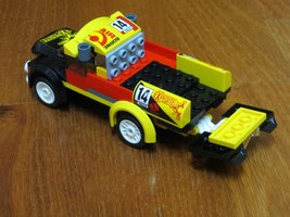 Набор LEGO 60113 Follow-up pickup truck