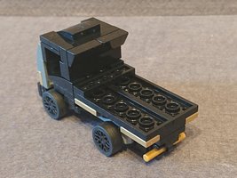 Набор LEGO 30342 Flatbed Truck