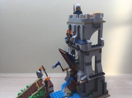 Набор LEGO 31120: Drawbridge Defense Remake