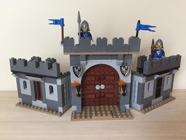Набор LEGO 31120 - Knight's Stronghold Remake