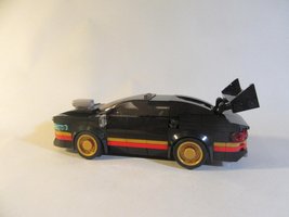 Набор LEGO Sports car using minifig shooters as lights