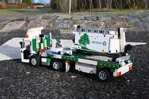 Набор LEGO 42167 MACK Container Side Loader