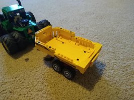 Набор LEGO Tail gate for set 42136 DJ 9620R 4WD tractor