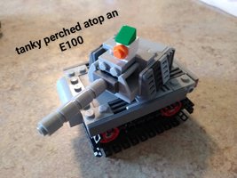 Набор LEGO Tanky the Snow Man