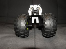 Набор LEGO Mini Monster Racers