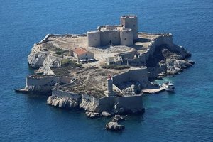 Набор LEGO Chateau d'If - The Count of Monte Cristo - Marseille - France