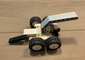Набор LEGO Tank and swing (42133)