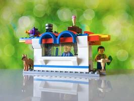 Набор LEGO Art-deco Park Kiosk