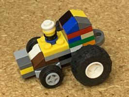 Набор LEGO Modified Pulling Tractor