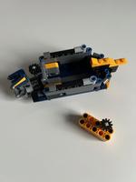 Набор LEGO Motorboat