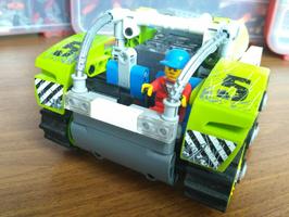 Набор LEGO Swamp Crawler