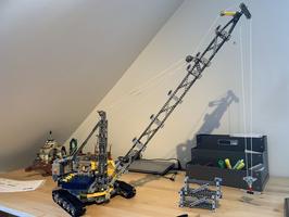 Набор LEGO Crawler crane