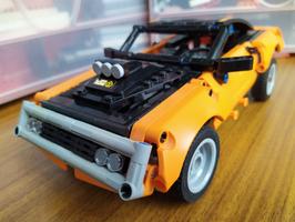 Набор LEGO Coyote Road Racer