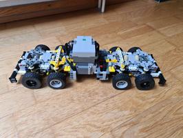 Набор LEGO MOC-82651 8WD mit Allradlenkung