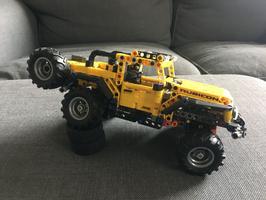 Набор LEGO MOC-96989 42122 Jeep Wrangler CJ2A Spare wheel attachment