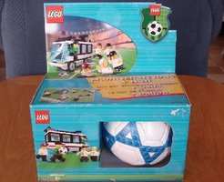 Набор LEGO Team Bus with Ball