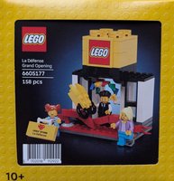 Набор LEGO 5009625 La Defense Grand Opening
