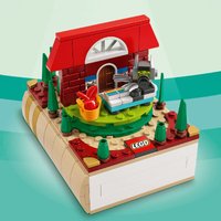 Набор LEGO 6384693 Little Red Riding Hood Bricktober Book