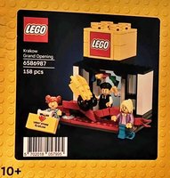 Набор LEGO 6586987 Krakow Grand Opening